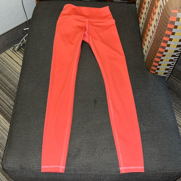 Reformation Eco move High Rise Legging in hot coral XS - Picture 3 of 7